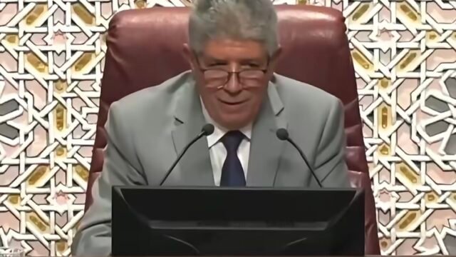 مغاربة العالم خارج البرلمان المغربي: مواطنون بروح وطنية، وتمثيلية سياسية معلّقة بين الدستور والواقع